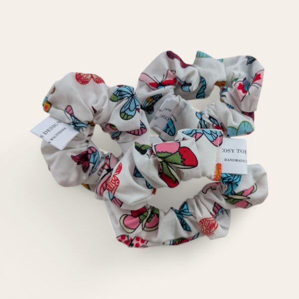 Scrunchie - White Butterflies - Image 2