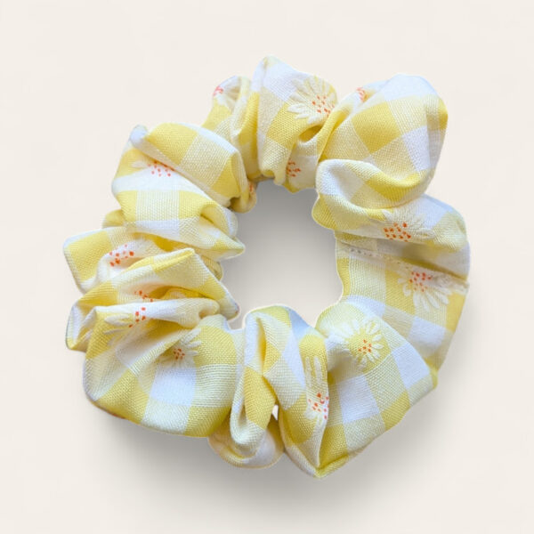 Scrunchie - Yellow Gingham with Daisies