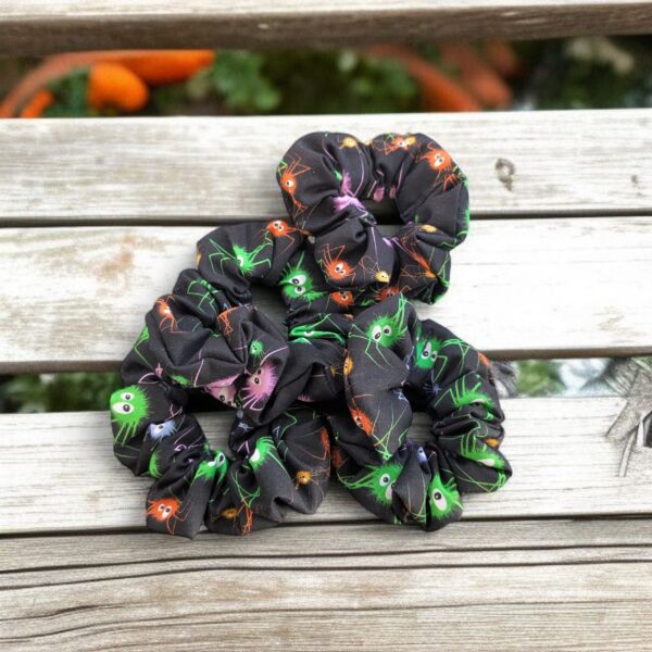 Scrunchie - 3D Halloween Spiders - Image 2
