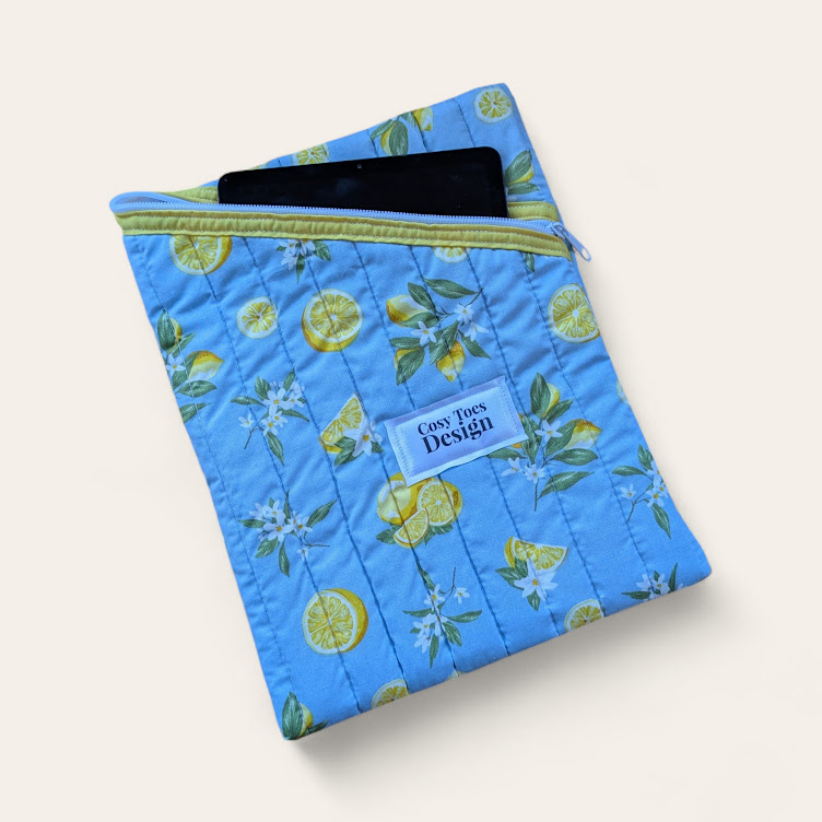 Hemmingway Zipper Pouch - Large - Image 2