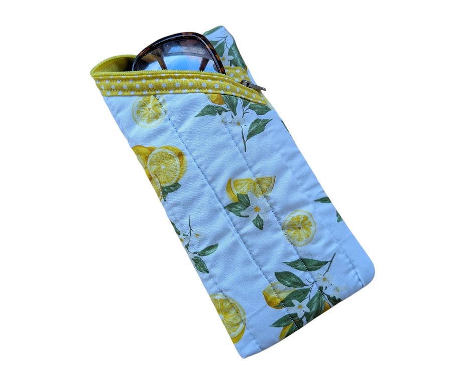 Hemmingway Zipper Pouches - Small - Image 3